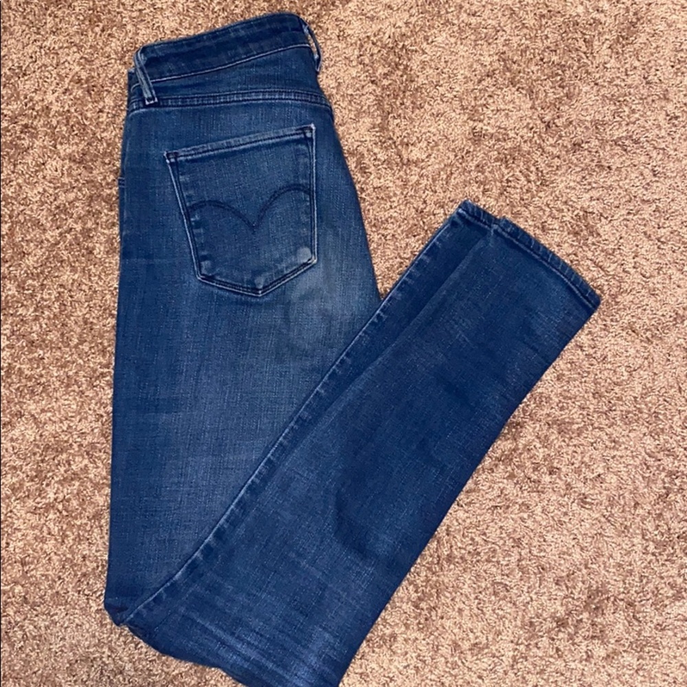 High rise skinny Levi’s jeans size 27